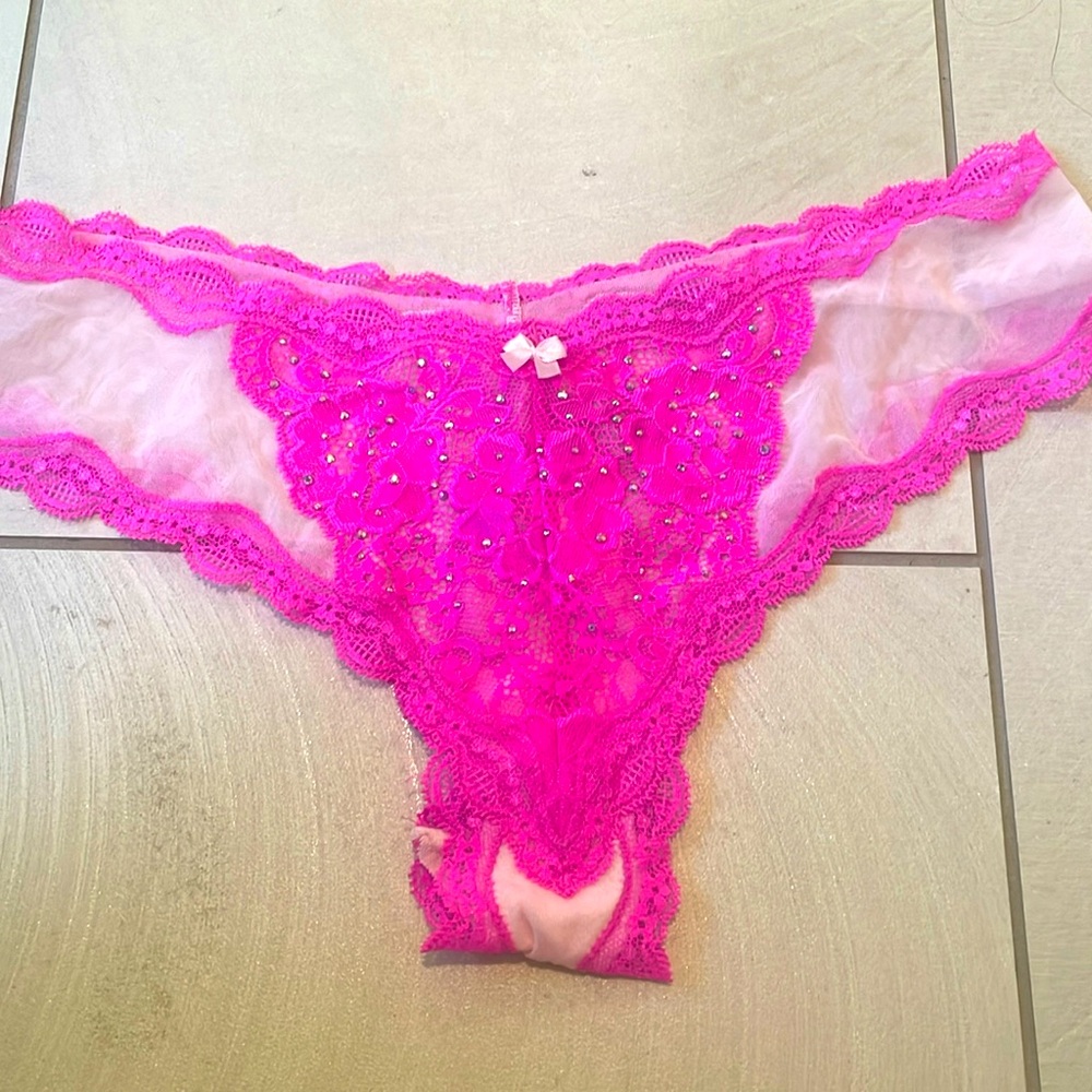 NWT Victoria’s Secret cheeky M